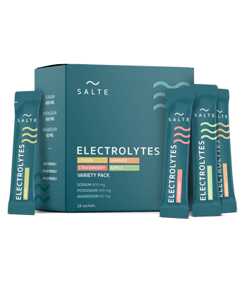 Förpackning med Salte Elektrolyter med 4 olika smaker: citron, apelsin, jordgubb och äpple Förpackning med Salte Elektrolyter med 4 olika smaker: citron, apelsin, jordgubb och äpple